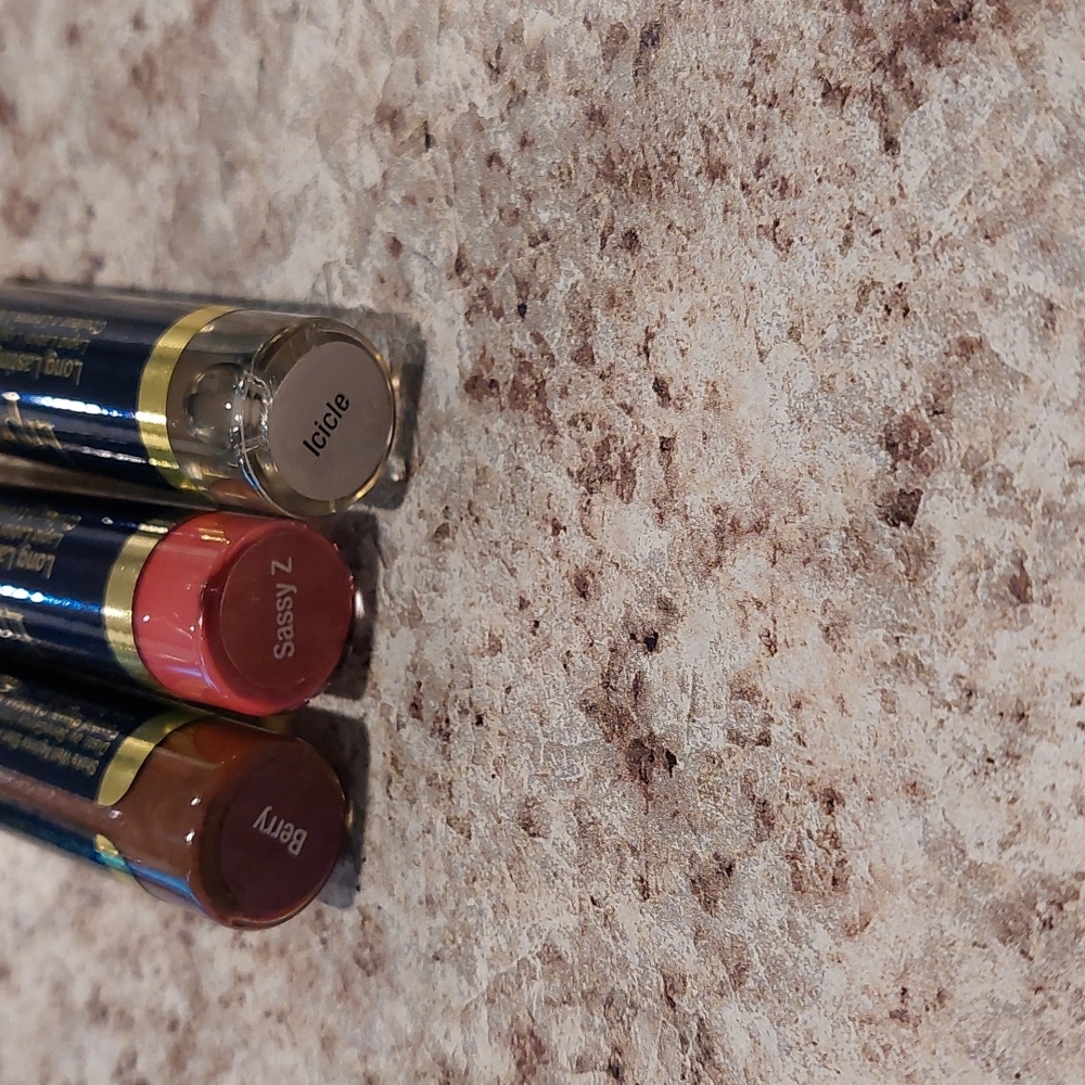 LipSense Long Lasting Lip Color